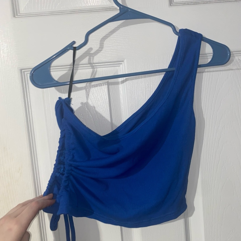 One Shoulder Cutout Side Crop Top